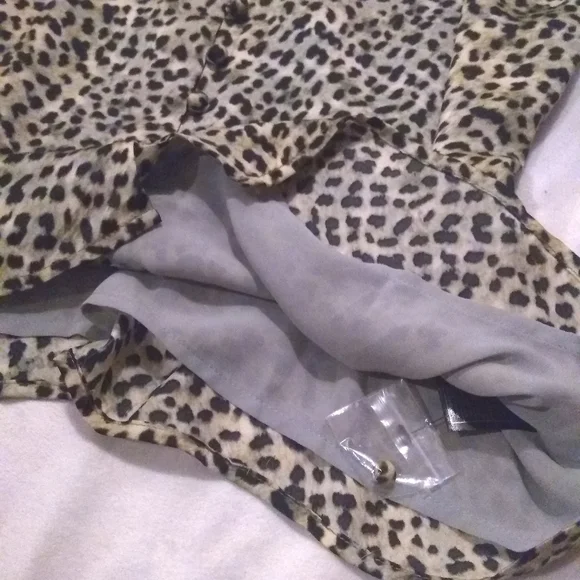 Cupcakes and Cashmere Spaghetti Strap Leopard Print Button Up Top - Picture 12 of 16